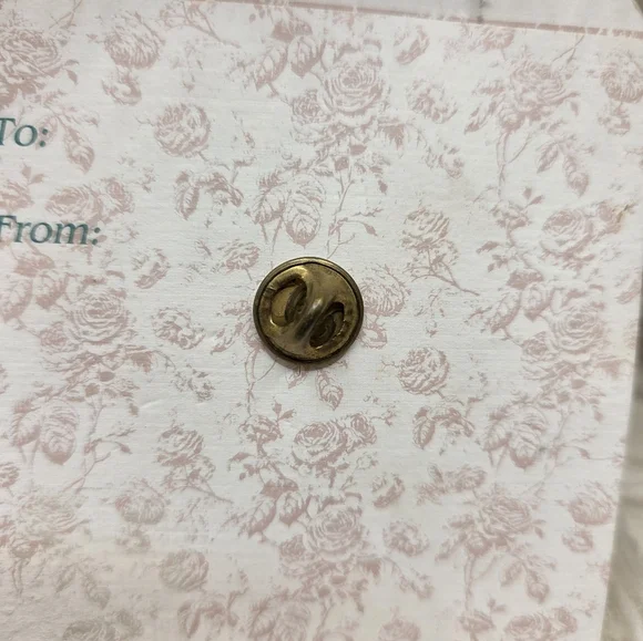 Pin Kin Estate Gold Tone Carousel Horse Brooch Pin - Picture 4 of 4